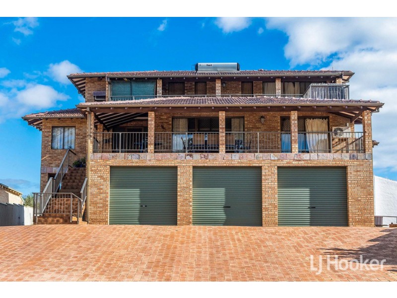 5 Kilkenny Gardens, Halls Head WA 6210