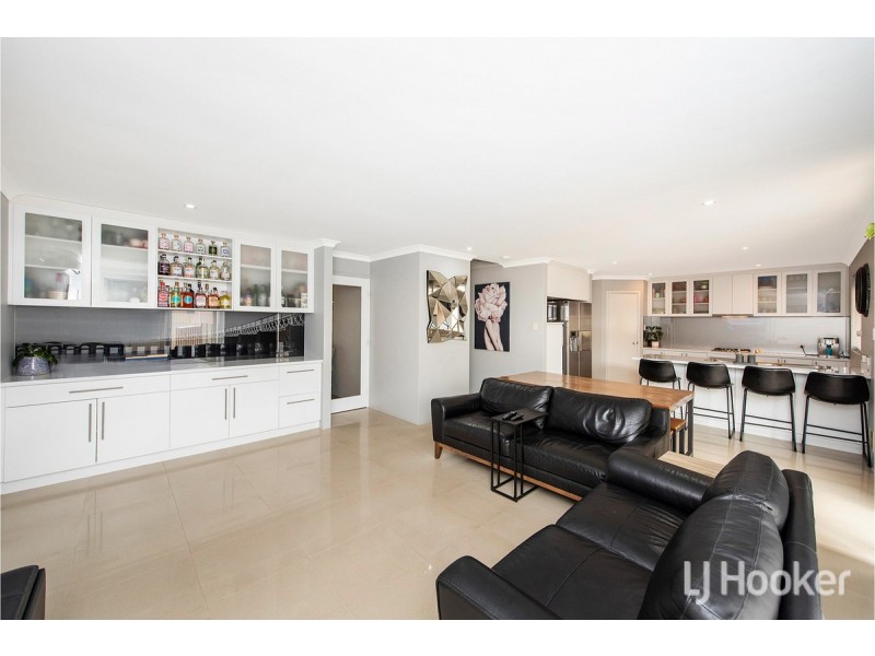 97 Lake Valley Drive, Lakelands WA 6180