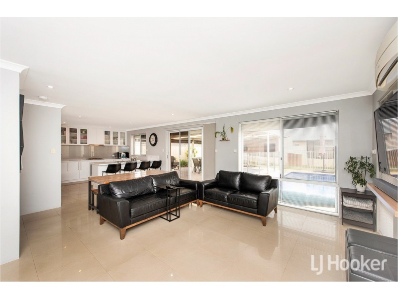 97 Lake Valley Drive, Lakelands WA 6180