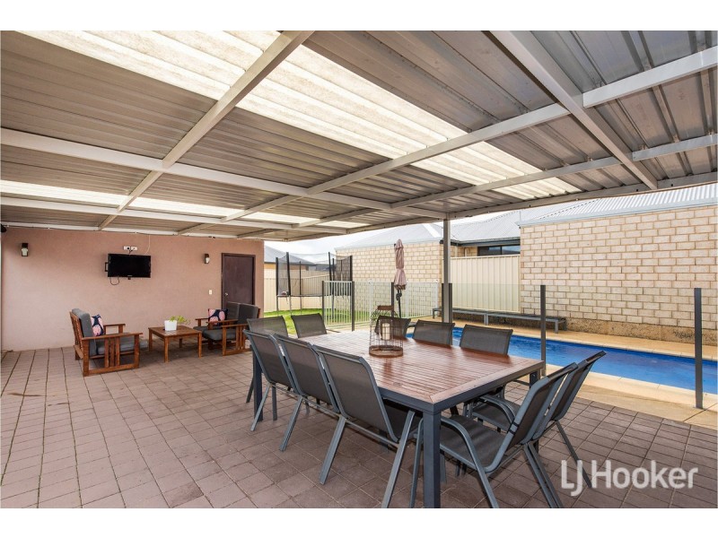 97 Lake Valley Drive, Lakelands WA 6180