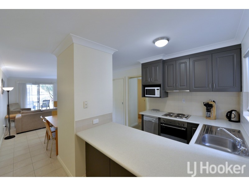 11/1 Lakes Crescent, South Yunderup WA 6208