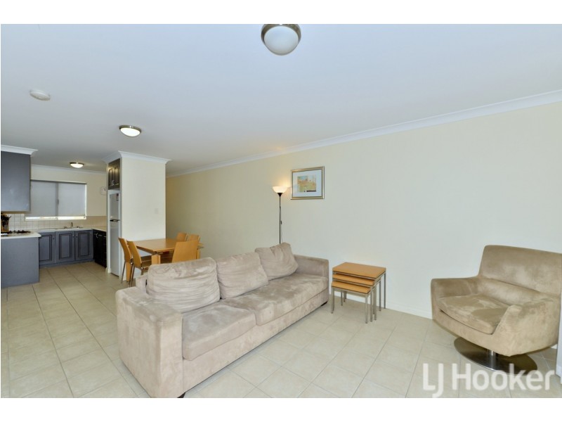 11/1 Lakes Crescent, South Yunderup WA 6208