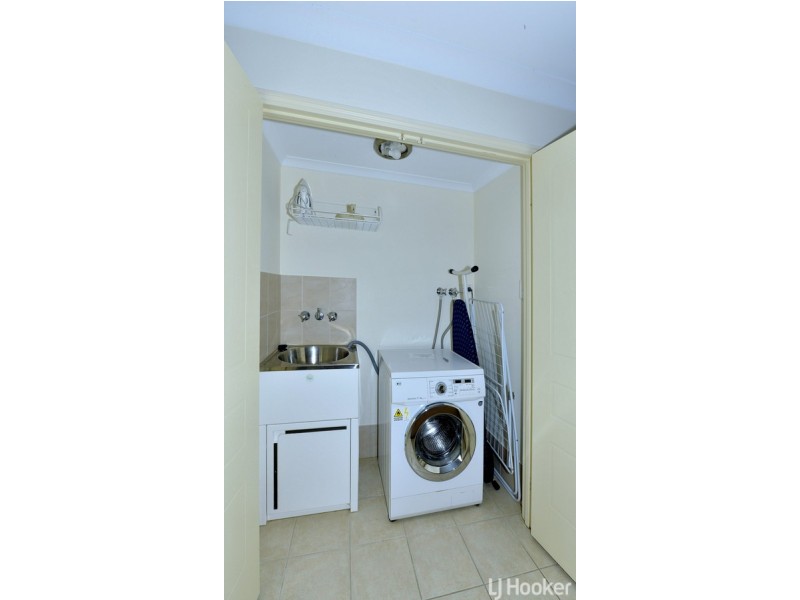 11/1 Lakes Crescent, South Yunderup WA 6208