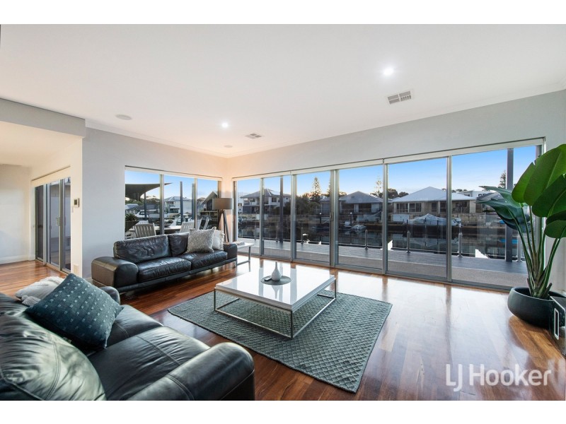 92 Sandpiper Island Retreat, Wannanup WA 6210