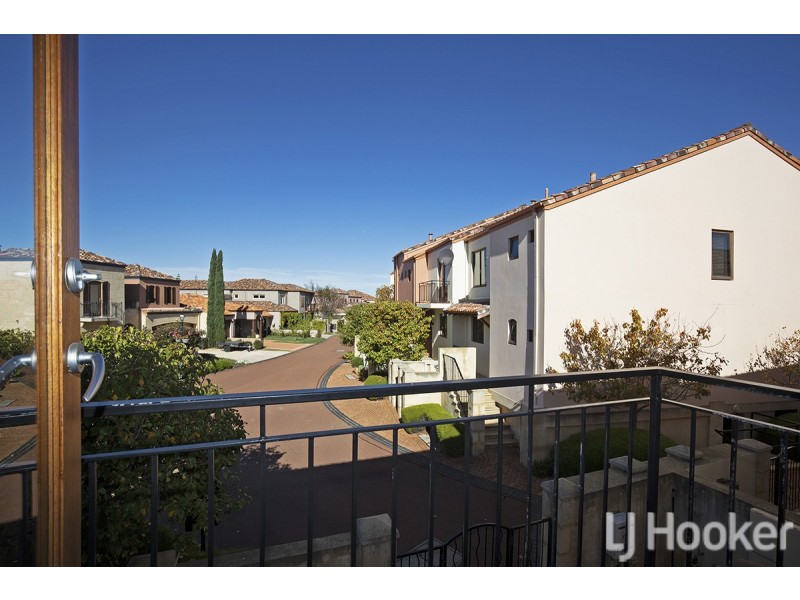 62/18 Port Quays, Wannanup WA 6210