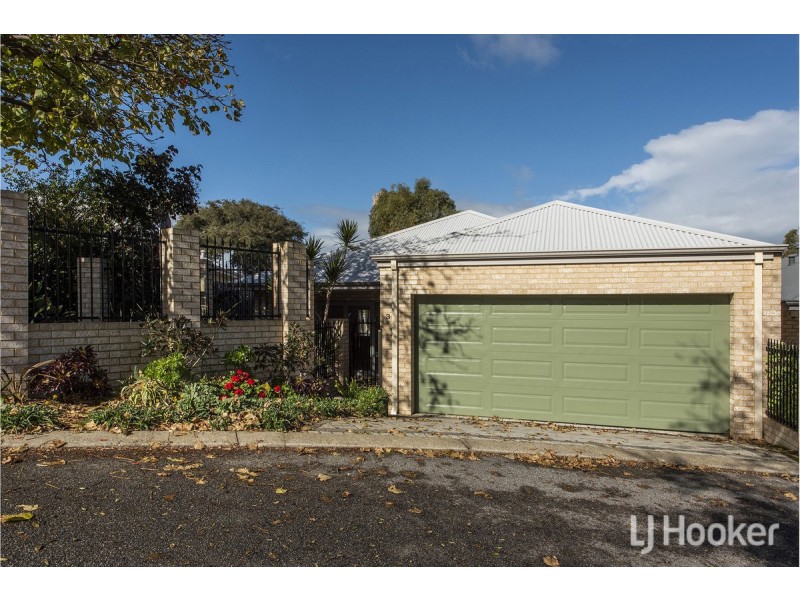 3/6 Valley Road, Halls Head WA 6210