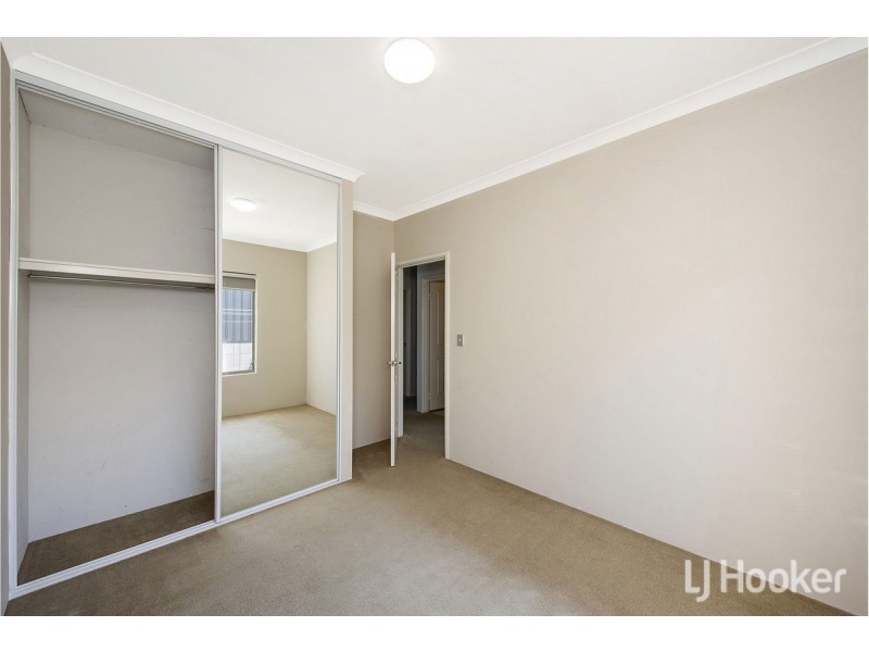 3/6 Valley Road, Halls Head WA 6210