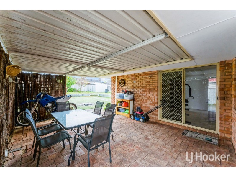9 Doreen Street, Dudley Park WA 6210