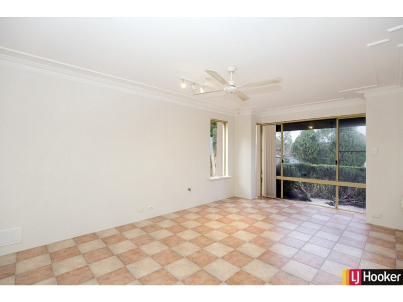 4B Merindah Meander, Falcon WA 6210