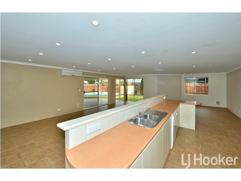 78 Chatsworth Drive, Erskine WA 6210