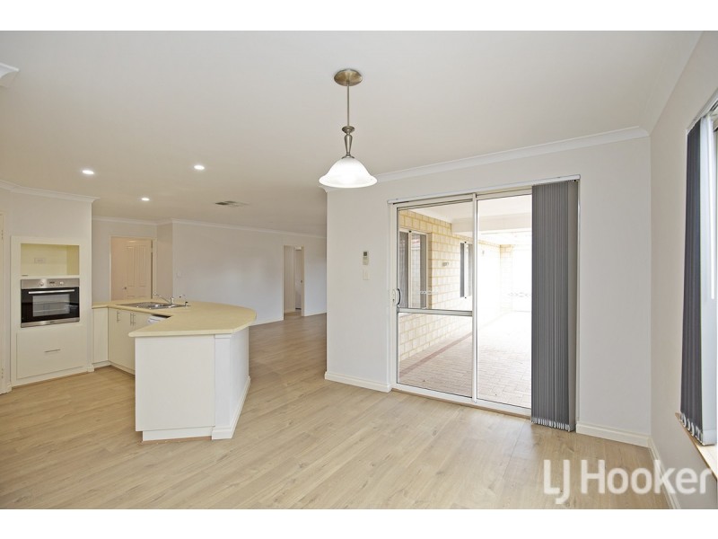 2 Ortona Crescent, Secret Harbour WA 6173