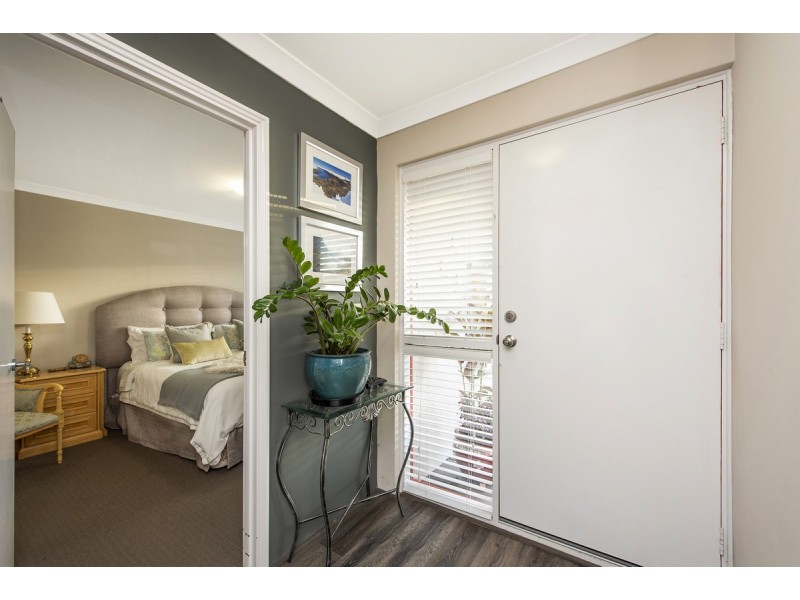 18 Stirling Grove, Mandurah WA 6210