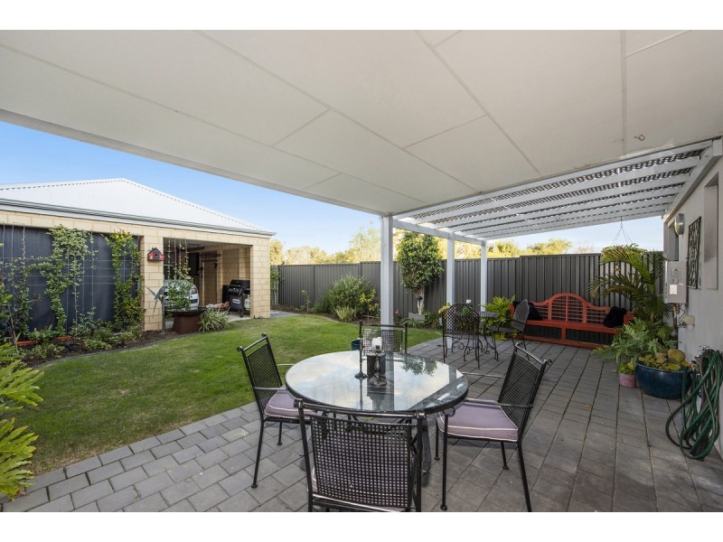 18 Stirling Grove, Mandurah WA 6210