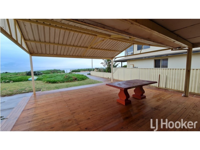 8 Ormsby Terrace, San Remo WA 6210