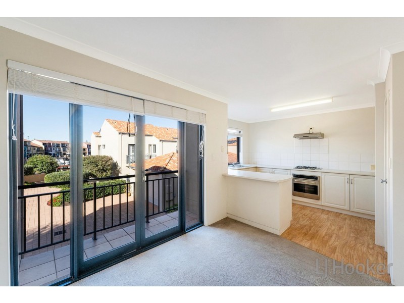 6/69 Westview Parade, Wannanup WA 6210