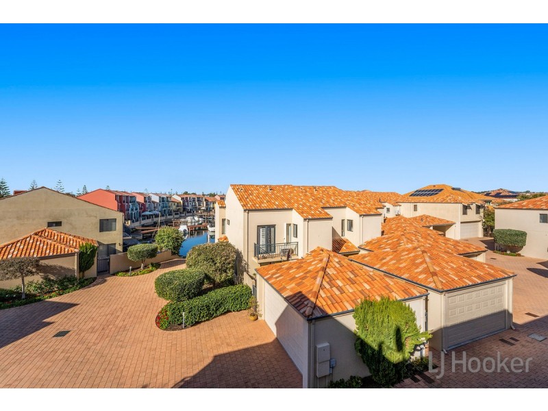 6/69 Westview Parade, Wannanup WA 6210