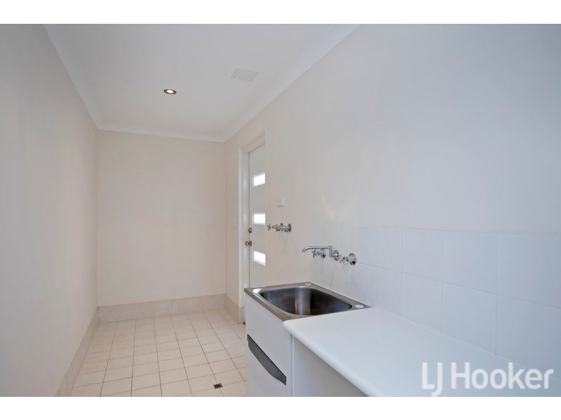 34 Britawast Road, Madora Bay WA 6210