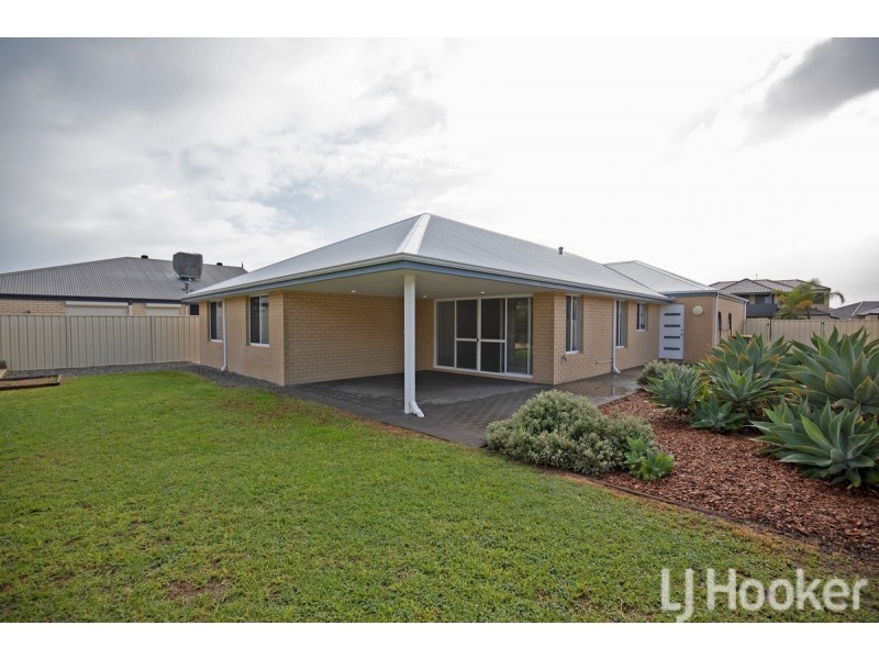 34 Britawast Road, Madora Bay WA 6210