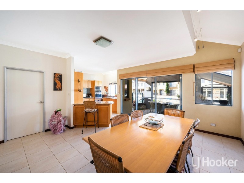 13 Port Quays, Wannanup WA 6210