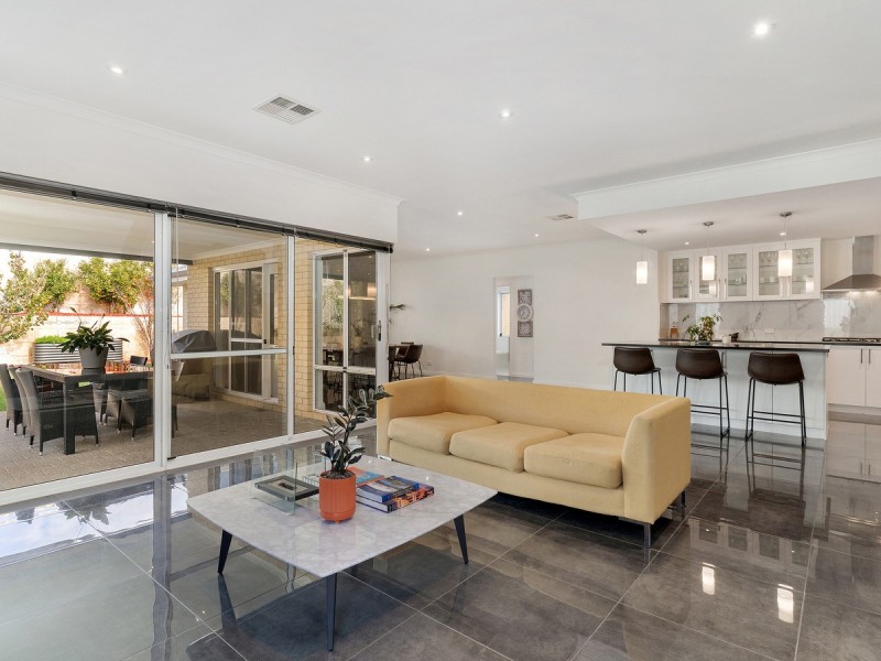 31 Dalwallinu Tce, Dawesville WA 6211