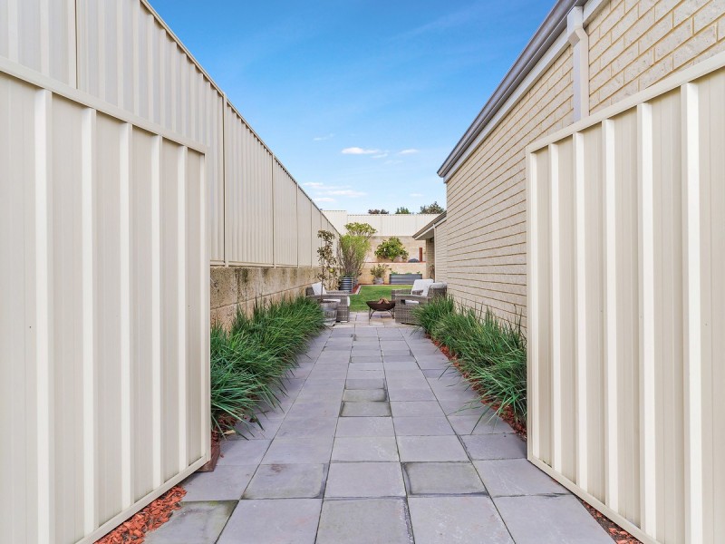31 Dalwallinu Tce, Dawesville WA 6211