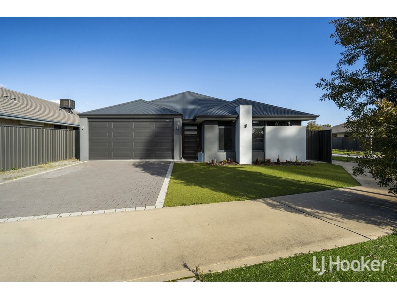 30 Bradley Street, Lakelands WA 6180
