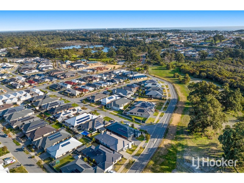 30 Bradley Street, Lakelands WA 6180