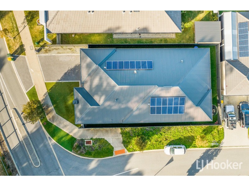 30 Bradley Street, Lakelands WA 6180