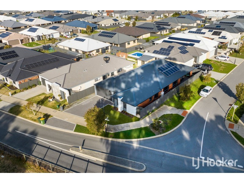 30 Bradley Street, Lakelands WA 6180