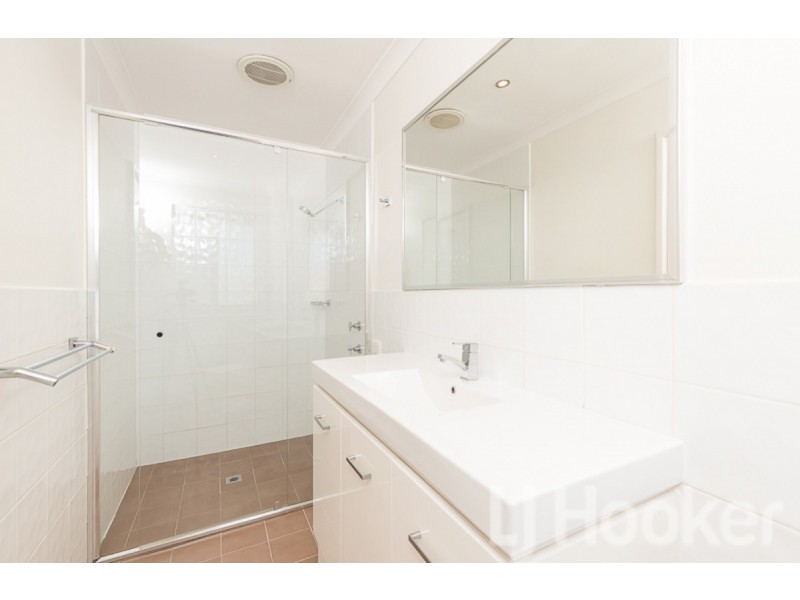 16a Gloucester Avenue, Shoalwater WA 6169