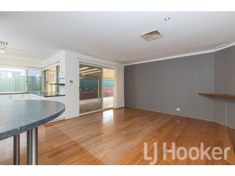 16a Gloucester Avenue, Shoalwater WA 6169