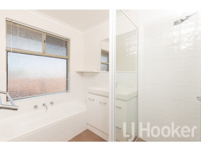 16a Gloucester Avenue, Shoalwater WA 6169