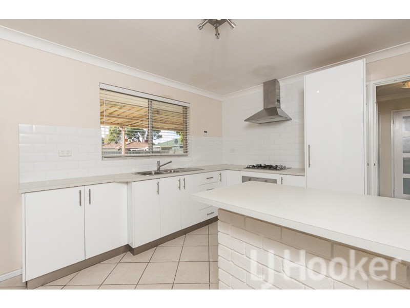 4 Tulley Court, Rockingham WA 6168