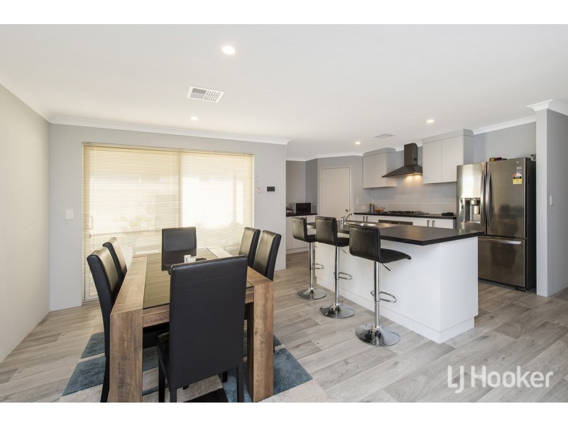 90 Eleanore Drive, Madora Bay WA 6210