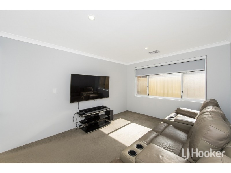 90 Eleanore Drive, Madora Bay WA 6210