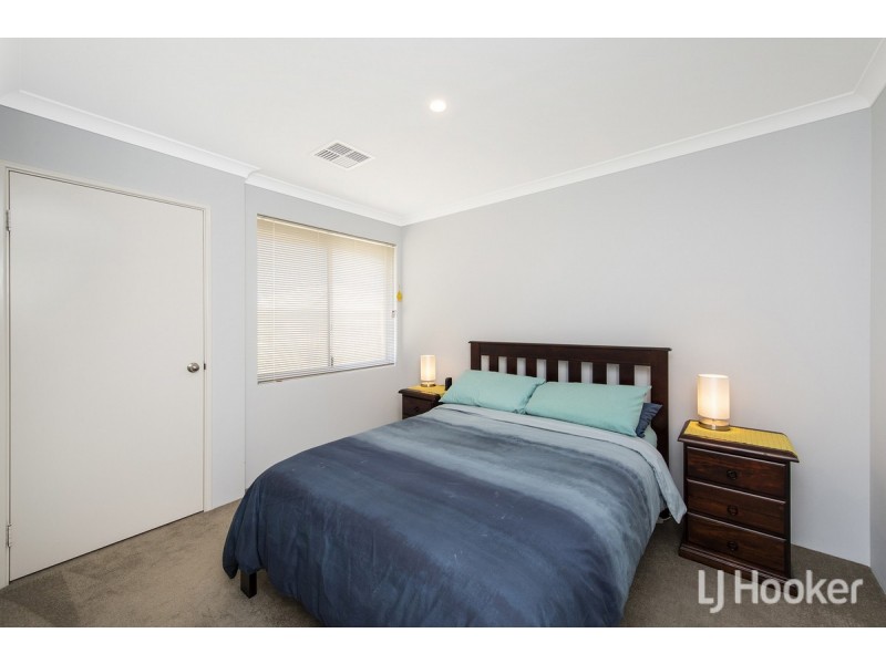 90 Eleanore Drive, Madora Bay WA 6210