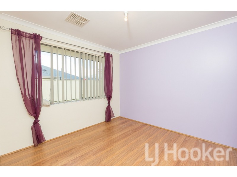 1 Coila Bend, Lakelands WA 6180