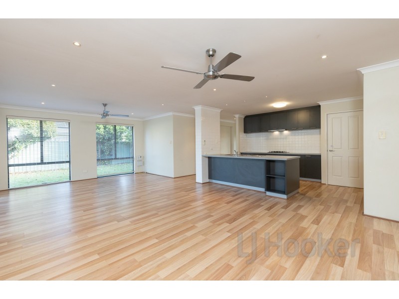 6 Woodstock Turn, Ravenswood WA 6208