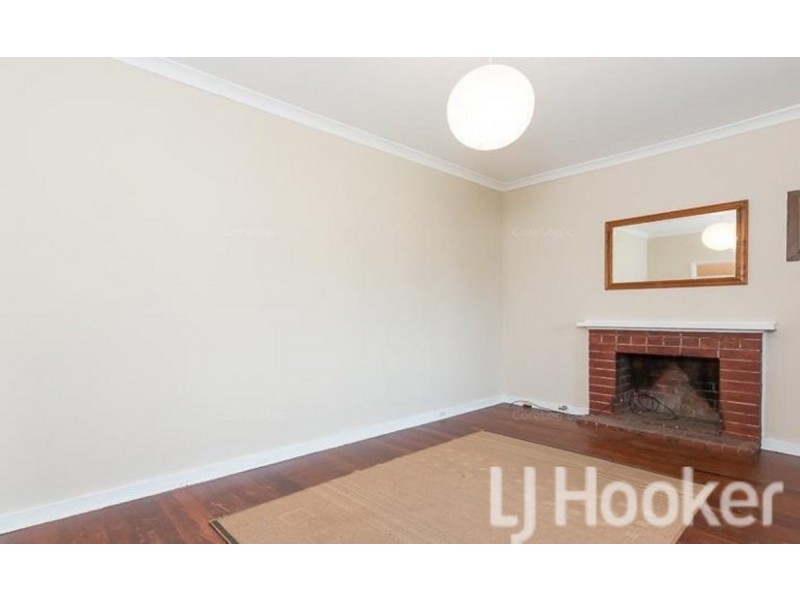 10 Camp Road, Pinjarra WA 6208