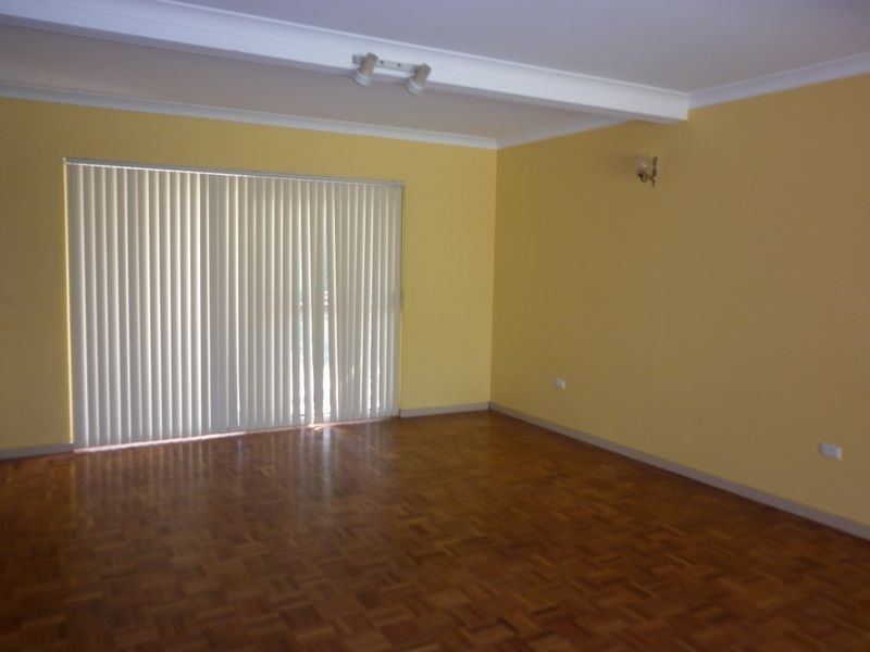 16 Redcliffe Road, Greenfields WA 6210