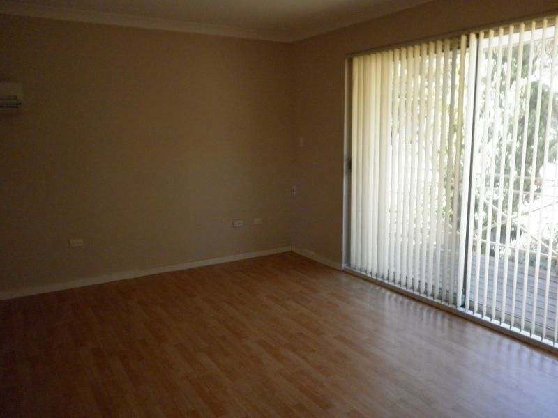 16 Redcliffe Road, Greenfields WA 6210