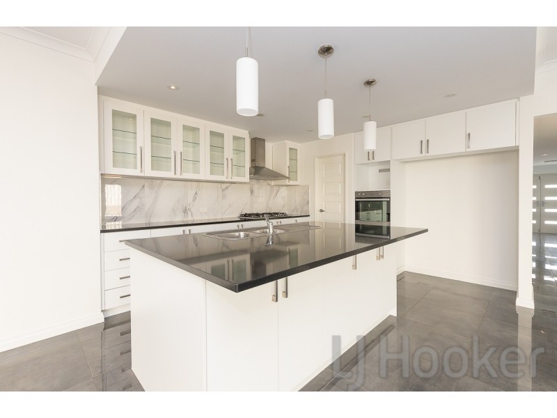 31 Dalwallinu Tce, Dawesville WA 6211