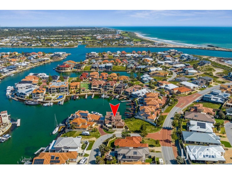 4 Baudin Way, Wannanup WA 6210