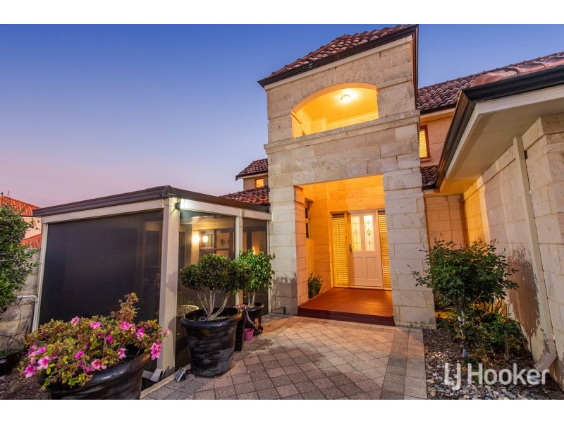4 Baudin Way, Wannanup WA 6210