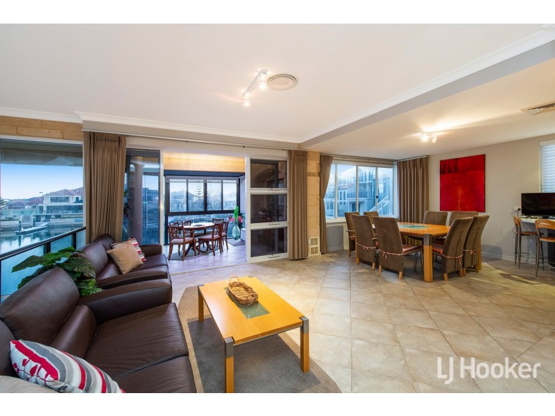4 Baudin Way, Wannanup WA 6210
