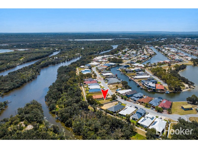44 Batavia Quays, South Yunderup WA 6208