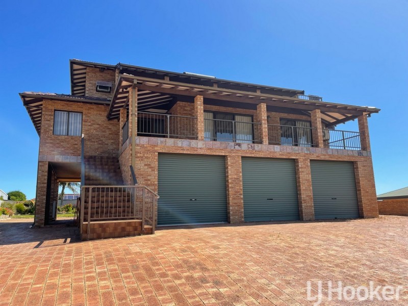 5 Kilkenny Gardens, Halls Head WA 6210
