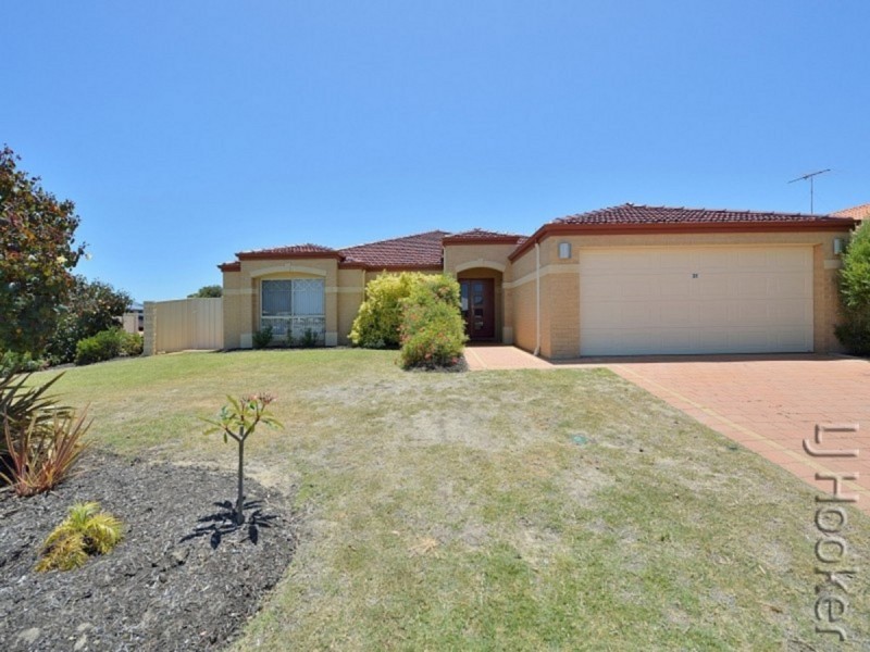 37 Seascapes Boulevard, Halls Head WA 6210