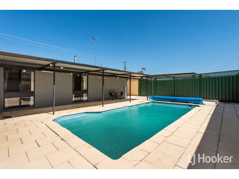 13 Quandong Place, Pinjarra WA 6208