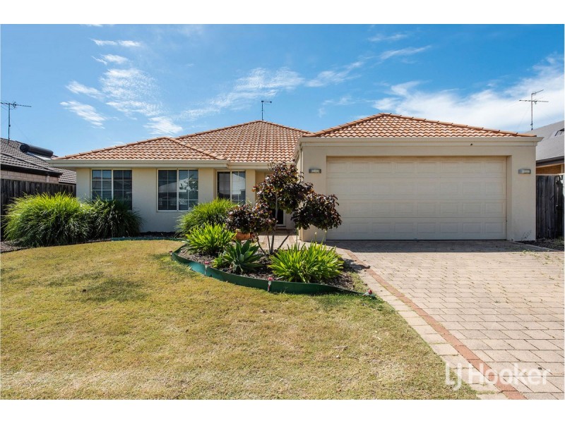 17 Marsdenia Road, Halls Head WA 6210
